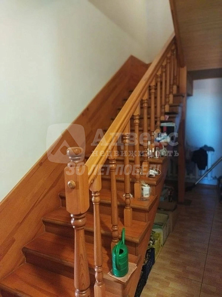 Коттедж 347.9 м²