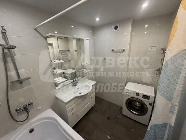 Квартира 3-комн., 75 м²