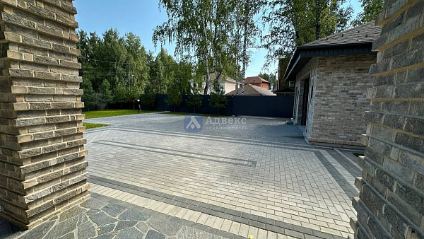 Коттедж 196 м²