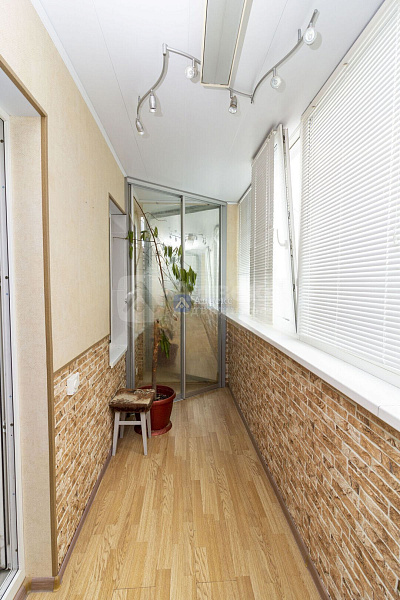 Квартира 3-комн., 160 м² Квартира 3-комн., 160 м²