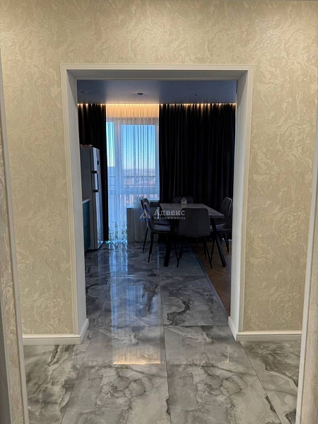 Квартира 4-комн., 83.7 м²