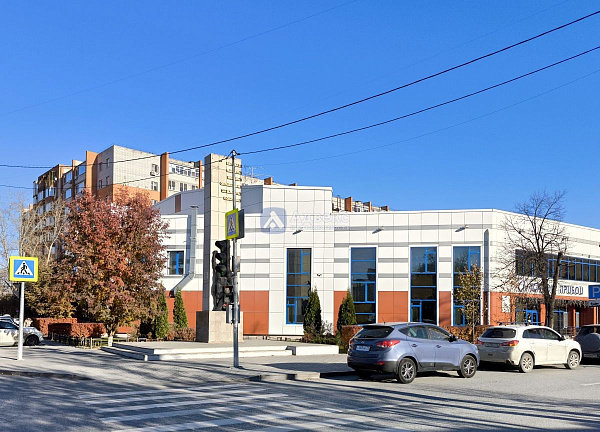 Квартира 3-комн., 107.7 м²