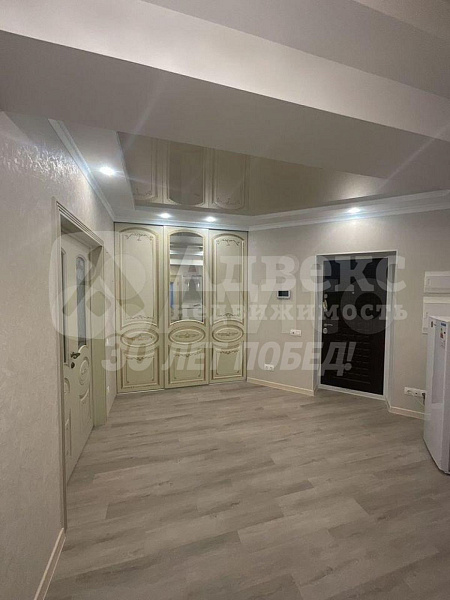 Квартира 2-комн., 76 м²