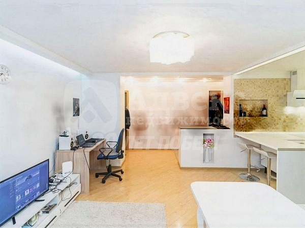 4-к квартира, 74 кв.м.