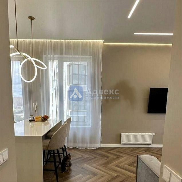 Квартира 2-комн., 65 м²