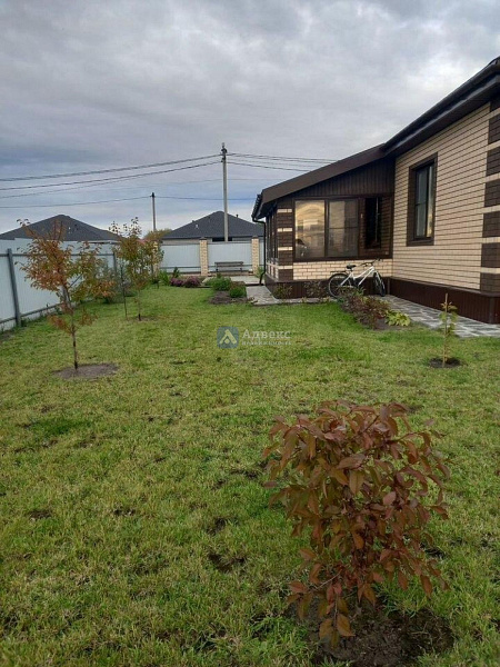 Коттедж 200 м²