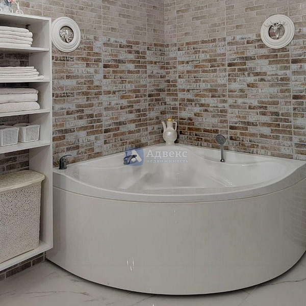 Коттедж 301.2 м²