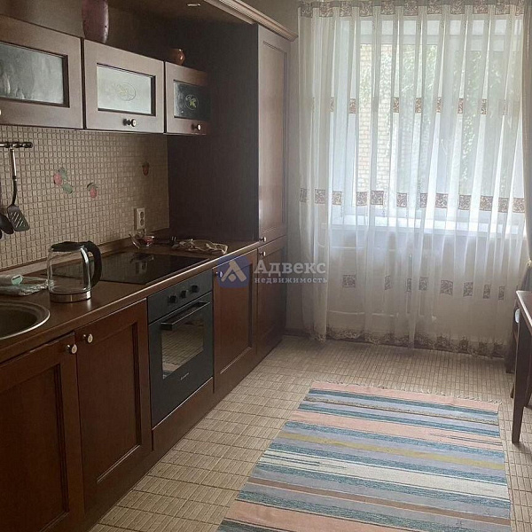 Квартира 2-комн., 68 м²