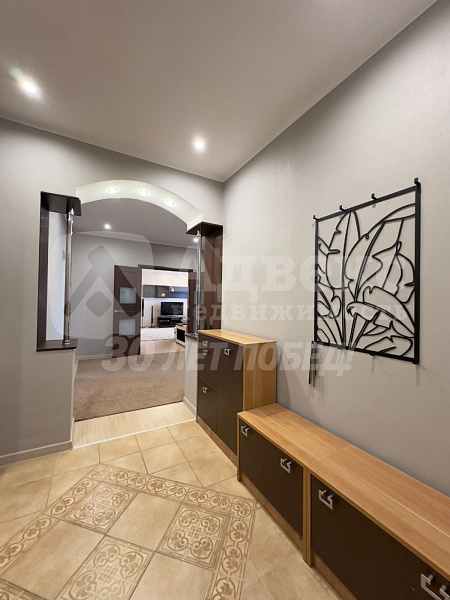 Квартира 3-комн., 137.3 м²