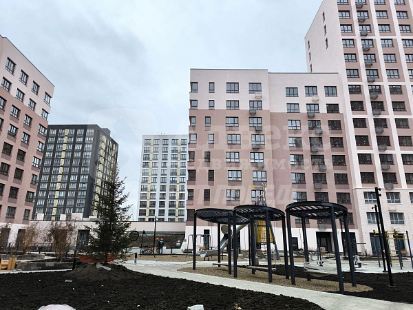 Квартира 3-комн., 64.4 м²