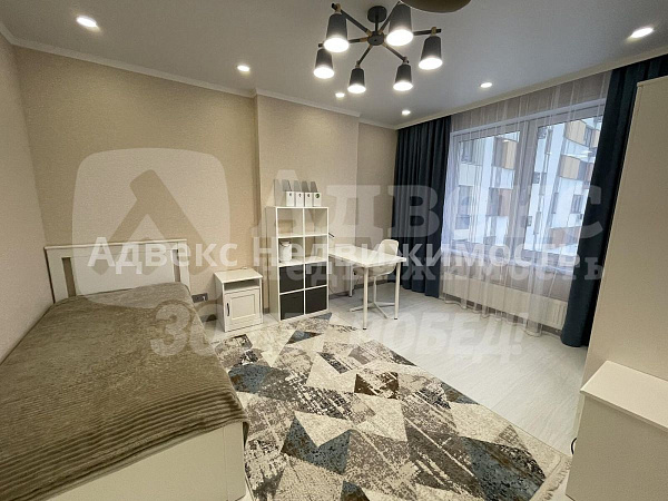 Квартира 3-комн., 105.4 м²