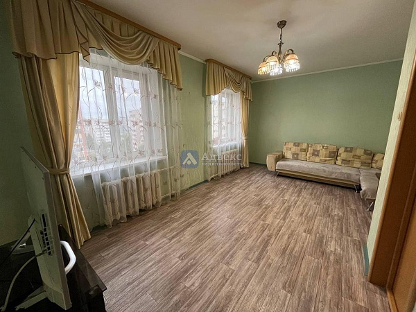 Квартира 4-комн., 93 м²