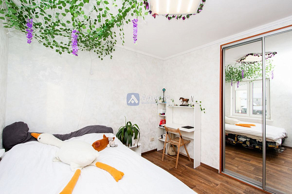 Дом, 230 кв.м.