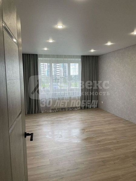 Квартира 2-комн., 68 м²