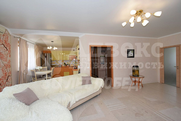 3-к квартира, 102 кв.м.