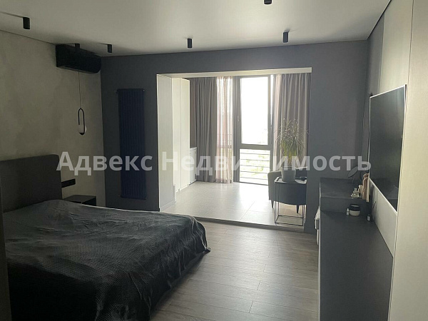 Квартира 3-комн., 130.7 м²