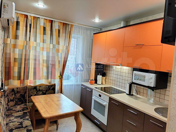Квартира 3-комн., 65.4 м² Квартира 3-комн., 65.4 м²