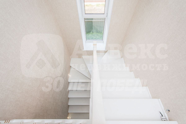 Дом, 200 кв.м.