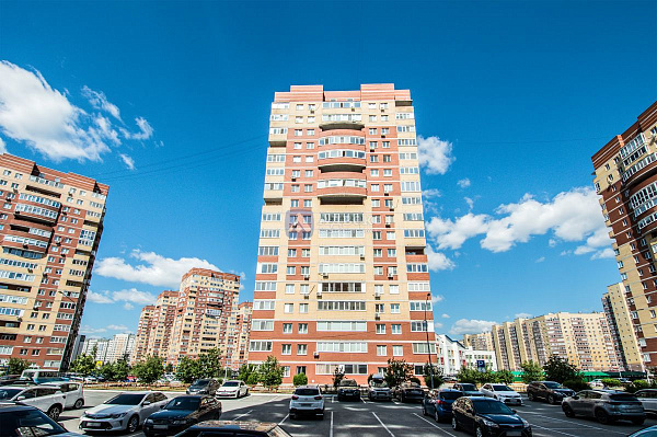 Квартира 1-комн., 42.2 м² Квартира 1-комн., 42.2 м²