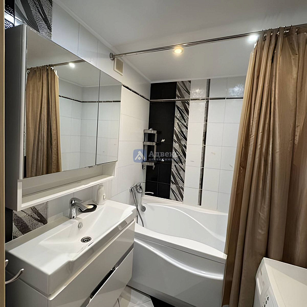 Квартира 2-комн., 62.3 м²