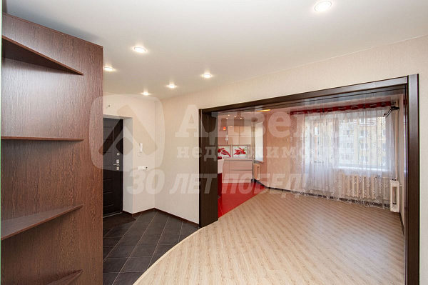 Квартира 2-комн., 93.4 м²