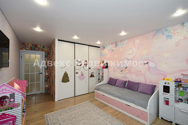 Квартира 3-комн., 93 м²