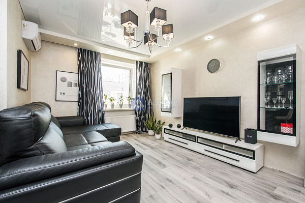 2-к квартира, 54 кв.м.