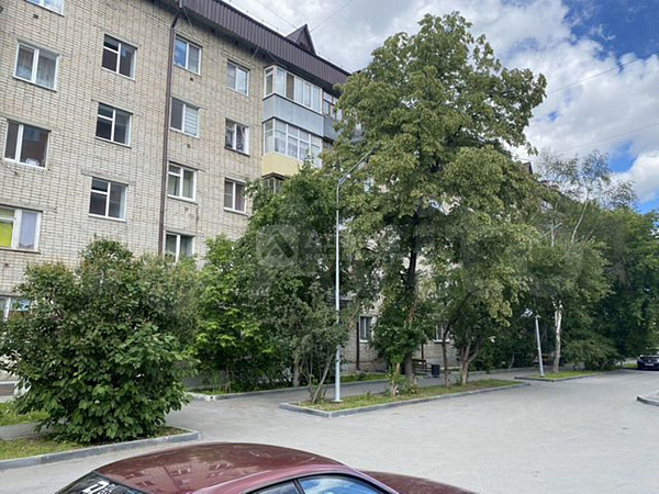 Квартира 4-комн., 60 м²