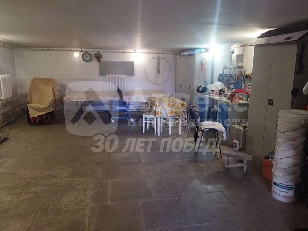 Коттедж 347.9 м²