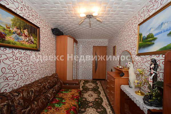 Квартира 3-комн., 60 м²