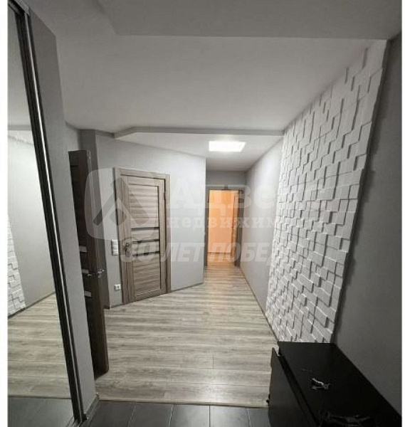 Квартира 2-комн., 65 м²