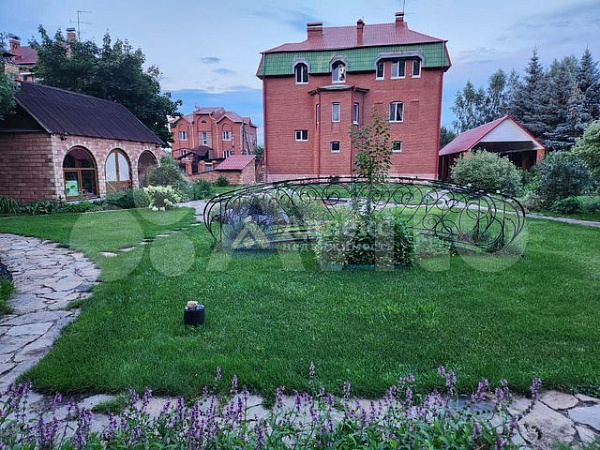 Квартира 5-комн., 330 м² Квартира 5-комн., 330 м²