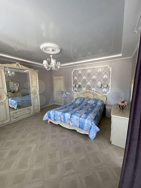 Квартира 2-комн., 76 м²