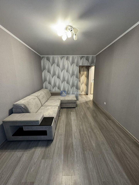 Квартира 1-комн., 37 м²
