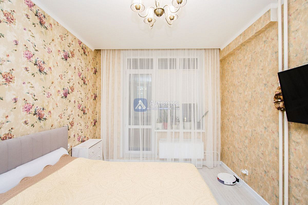 Квартира студия, 88.9 м²