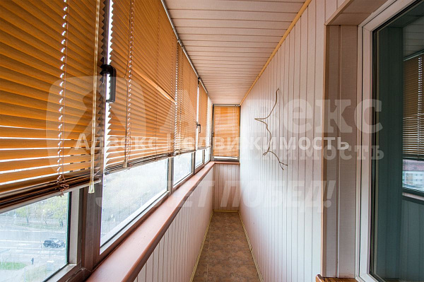 Квартира 4-комн., 185.3 м²