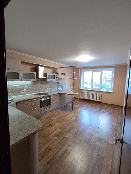 Квартира 3-комн., 92 м² Квартира 3-комн., 92 м²