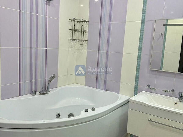 Квартира 3-комн., 95 м²