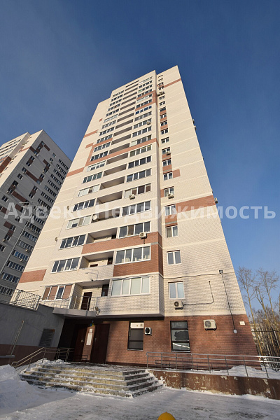 Квартира 3-комн., 83 м²