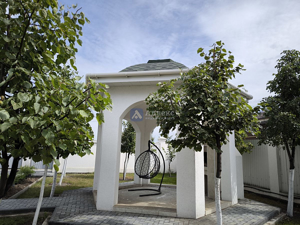 Коттедж 410 м²