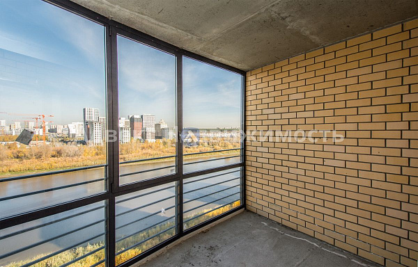 Квартира 3-комн., 131.2 м²
