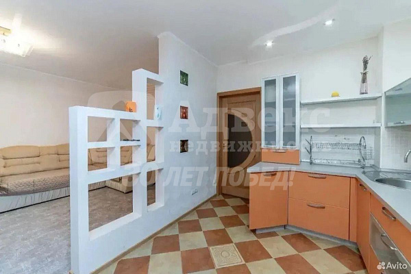 Квартира 2-комн., 70 м²