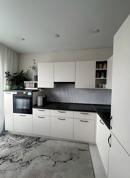Квартира 3-комн., 56 м²