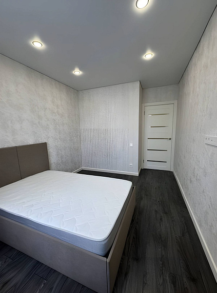 Квартира 3-комн., 56 м²