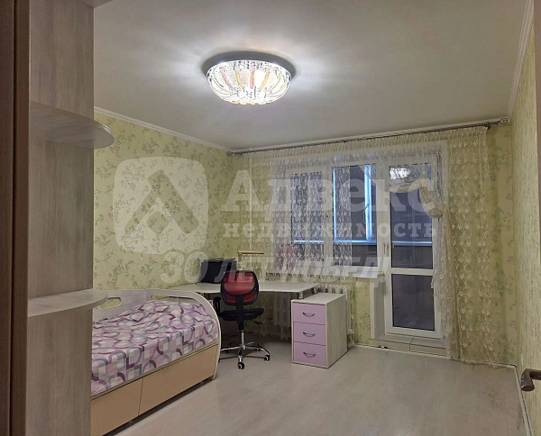Квартира 3-комн., 90.2 м²