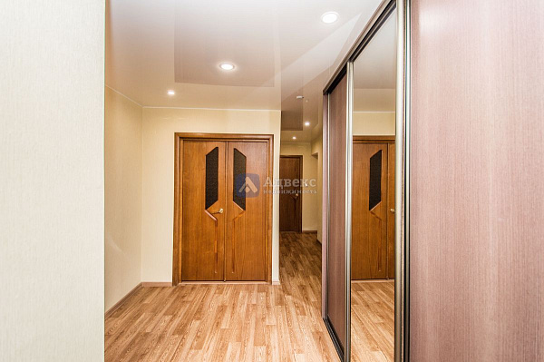 Квартира 3-комн., 91 м²
