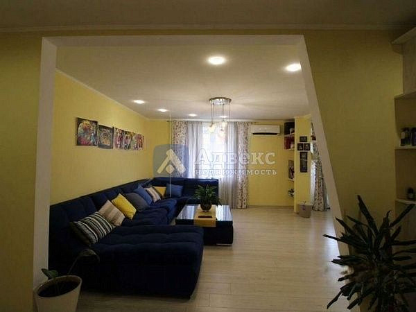 Квартира 4-комн., 82.5 м² Квартира 4-комн., 82.5 м²