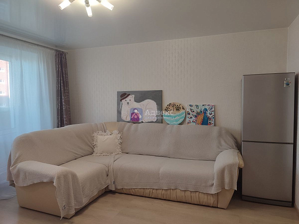 Квартира 2-комн., 63 м² Квартира 2-комн., 63 м²