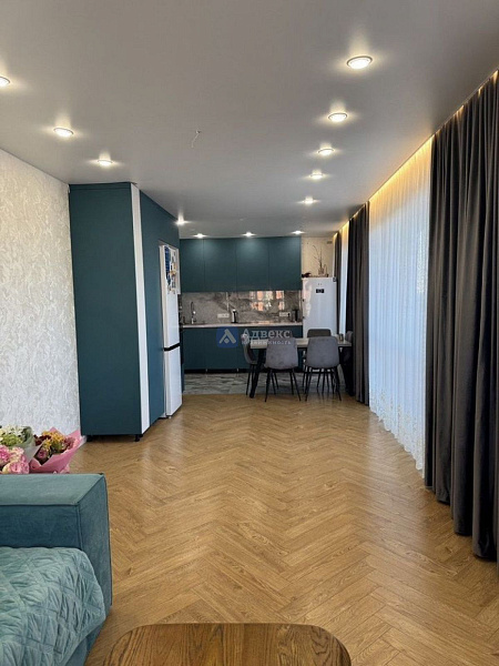 Квартира 4-комн., 83.7 м²
