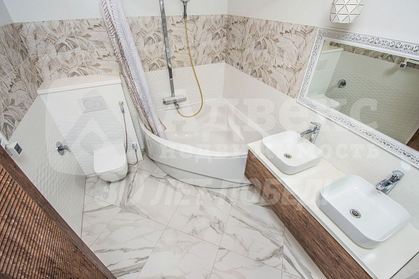 Квартира 3-комн., 117 м²